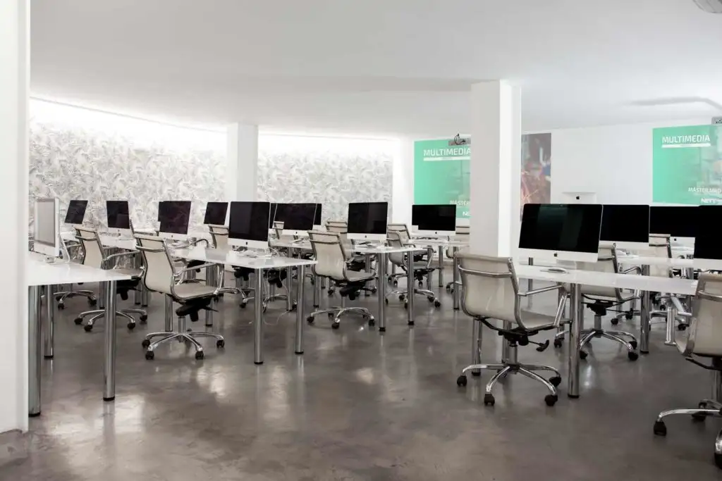 Aulas de NETT Digital School